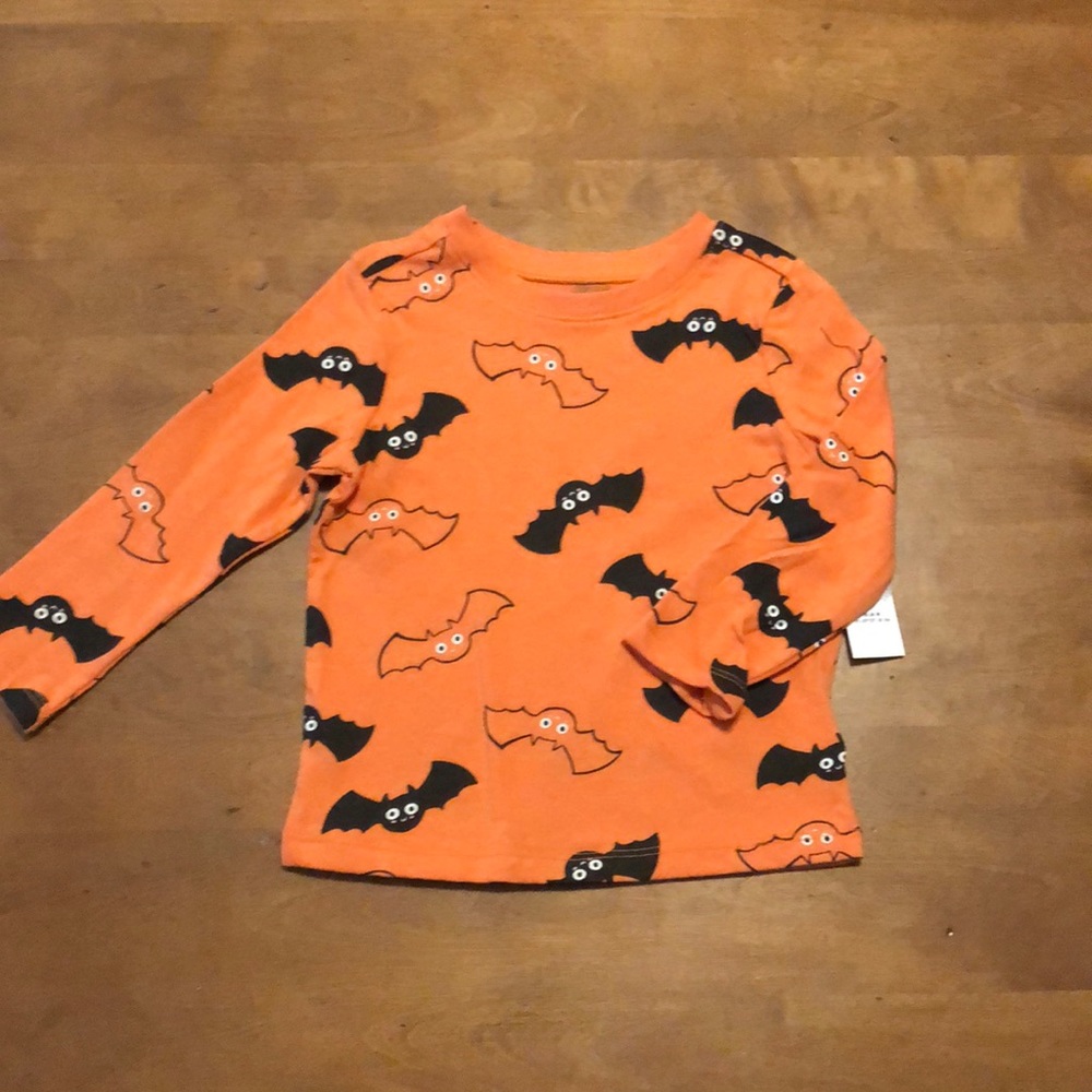 Old Navy unisex long sleeve cute Bat Halloween shirt
